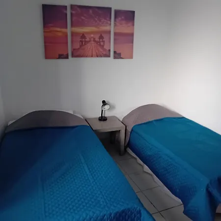 Family Garden House بيت للعطل لايميناس